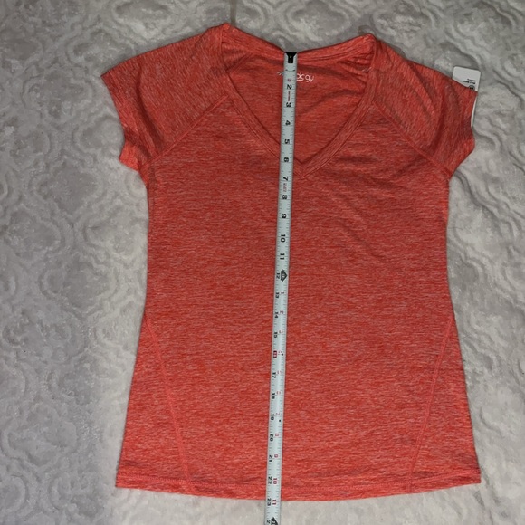 IDEOLOGY workout tee, size XS - Picture 3 of 6